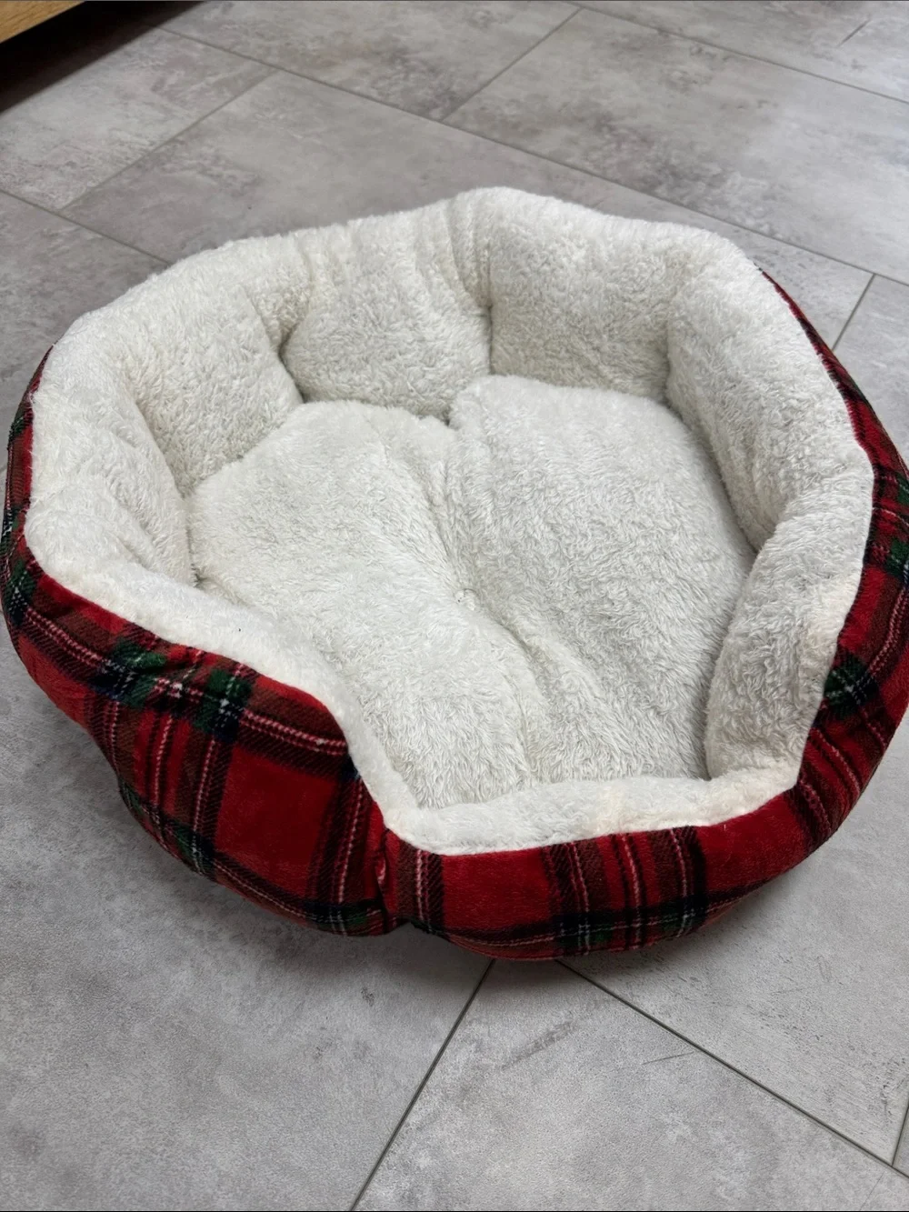 Plaid Red & Cream Plush Small Pet Bed